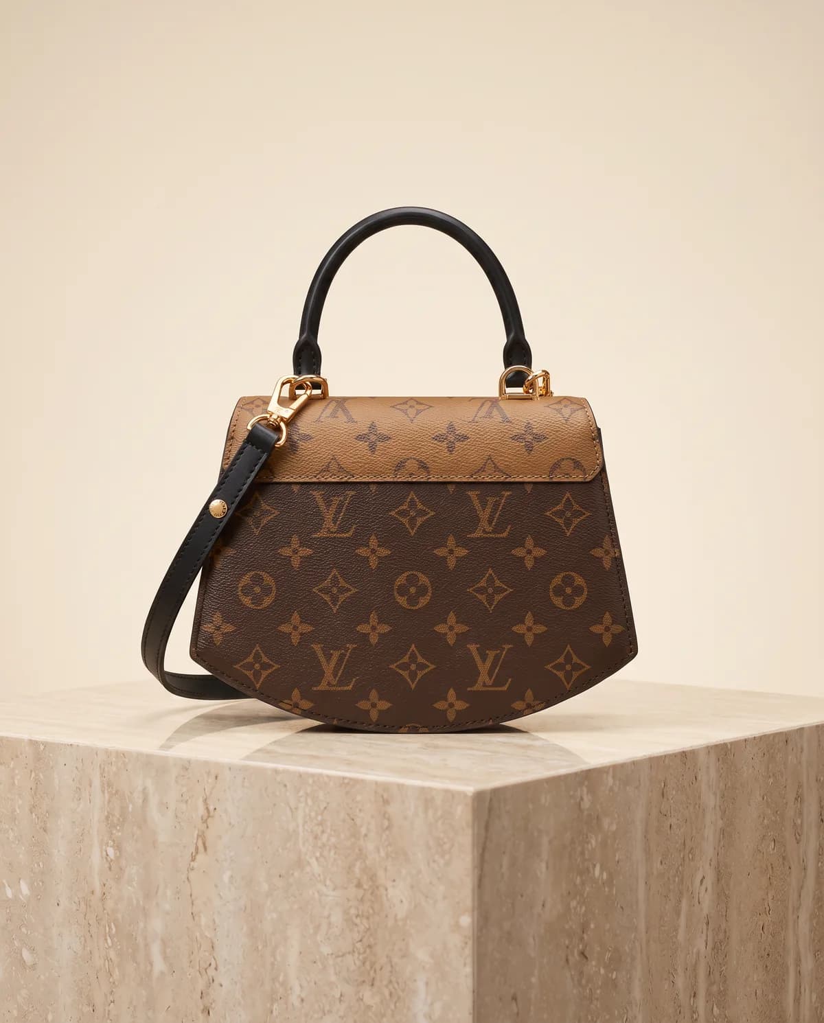 Louis Vuitton Pequena